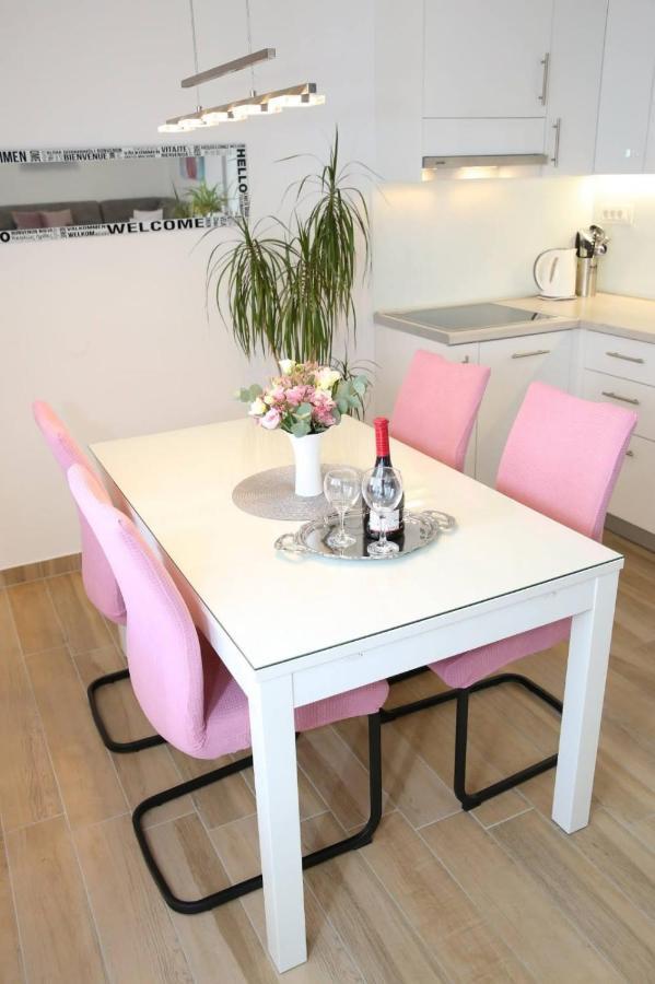 Apartman Andela Vodice Exteriör bild