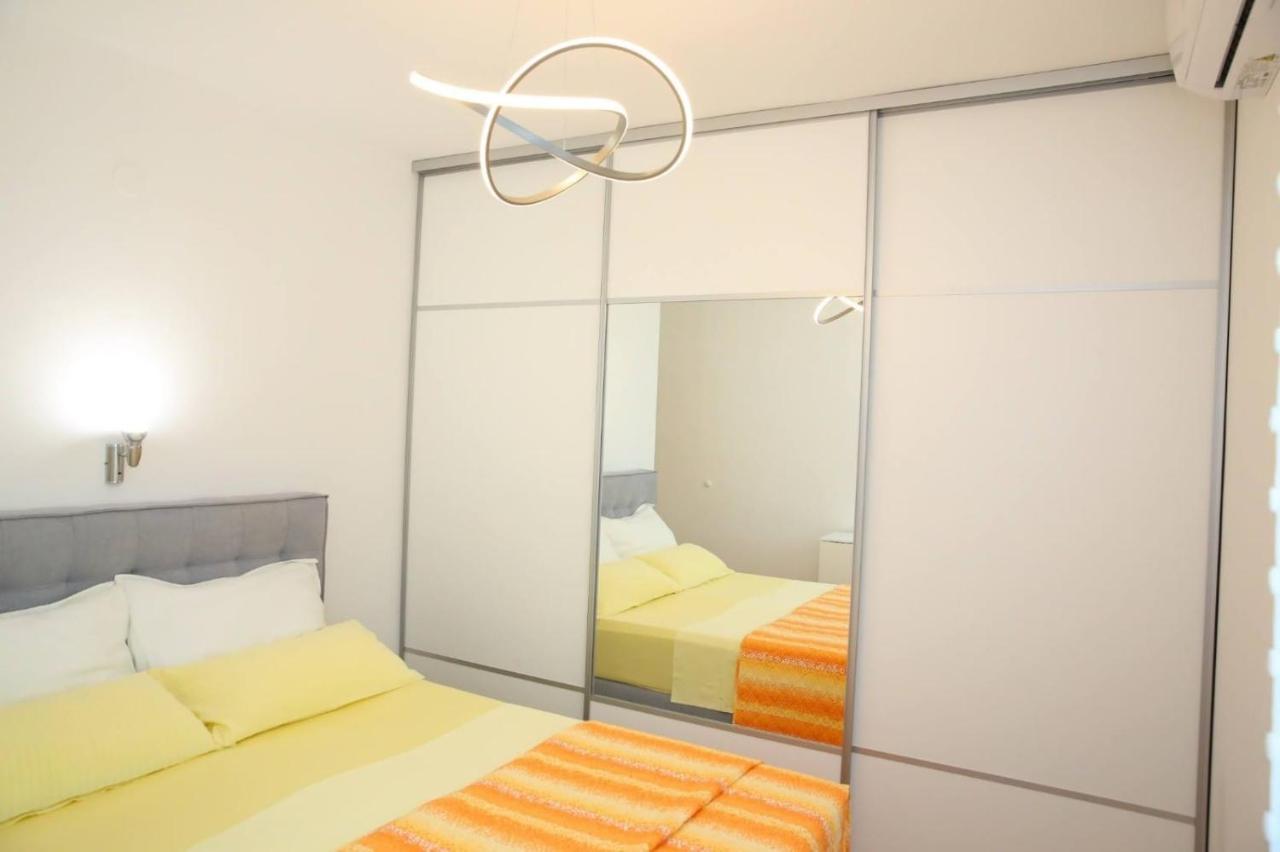 Apartman Andela Vodice Exteriör bild